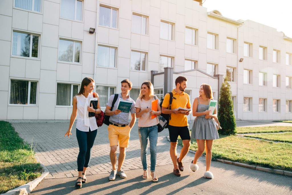 LIG Specialty Insurance/ educational institutes insurance