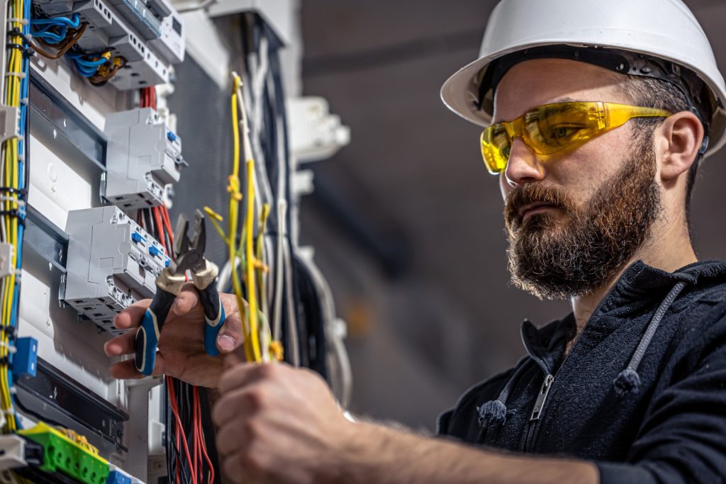 LIG Specialty Insurance/ electrical contractor insurance